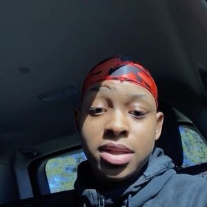 Meet your Posher, Sy